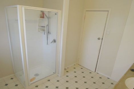 Photo of property in 40 O'donn Avenue, Beach Haven, Auckland, 0626