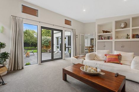 Photo of property in 56 Oxley Avenue, St Albans, Christchurch, 8014