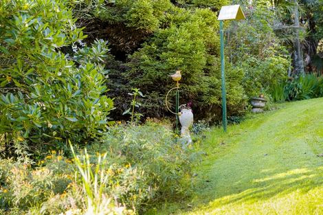 Photo of property in 1135 Scenic Drive North, Swanson, Auckland, 0816