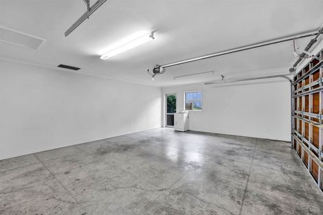 Photo of property in 15c Anderson Way, Highlands Park, New Plymouth, 4312