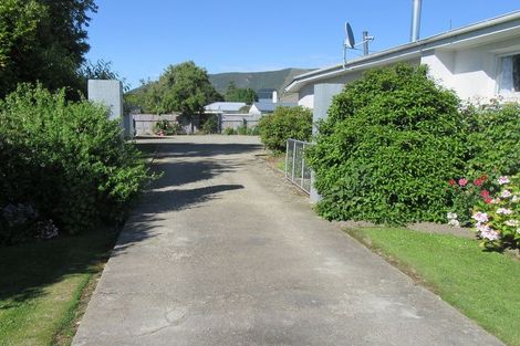 Photo of property in 15 Manse Street, Waimate, 7924