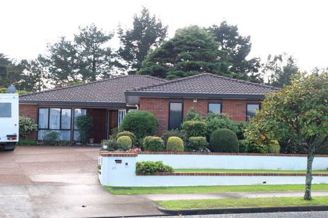 Photo of property in 45 Golfland Drive, Golflands, Auckland, 2013