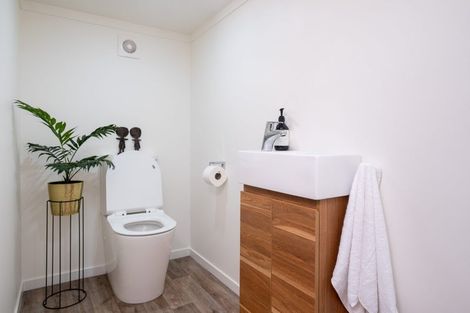 Photo of property in 27 Gaskin Place, Haumoana, 4102