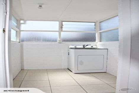 Photo of property in 7/12 Raines Avenue, Forrest Hill, Auckland, 0620