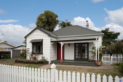 Photo of property in 10 Weld Street, Cambridge, 3434