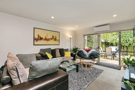 Photo of property in 2/55 Verbena Road, Birkdale, Auckland, 0626