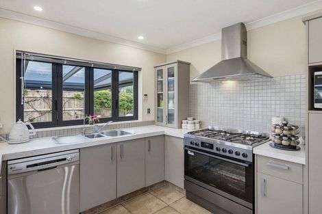 Photo of property in 143 Milne Drive, Paraparaumu, 5032