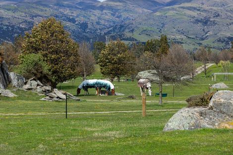 Photo of property in 182 Stevenson Road, Wanaka, 9382