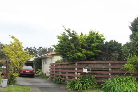 Photo of property in 26 Cypress Grove, Paraparaumu, 5032