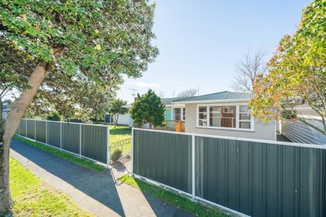 Photo of property in 2 Highbury Avenue, Highbury, Palmerston North, 4412