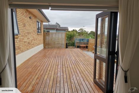 Photo of property in 6 Jelas Road, Red Beach, 0932