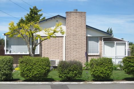 Photo of property in 30 Norrie Street, Redwood, Christchurch, 8051