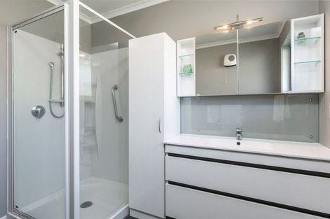 Photo of property in 30 Buller Street, Picton, 7220