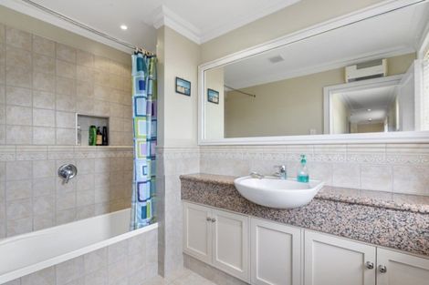 Photo of property in 10 Sim Street, Maori Hill, Dunedin, 9010