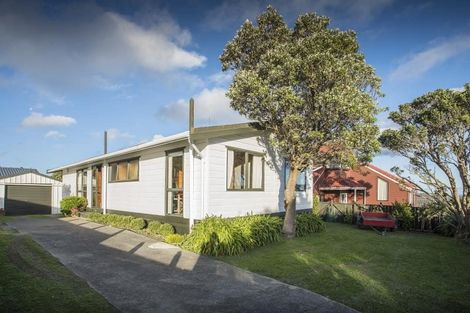 Photo of property in 166 Orangi Kaupapa Road, Northland, Wellington, 6012