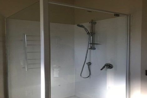 Photo of property in 140 Upper Harbour Drive, Greenhithe, Auckland, 0632