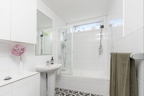 Photo of property in 1/69 Princes Street, Northcote Point, Auckland, 0627