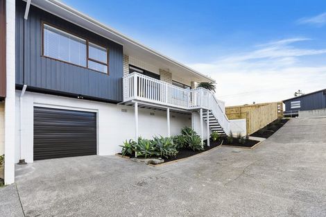 Photo of property in 1/3 Tirimoana Road, Te Atatu South, Auckland, 0602