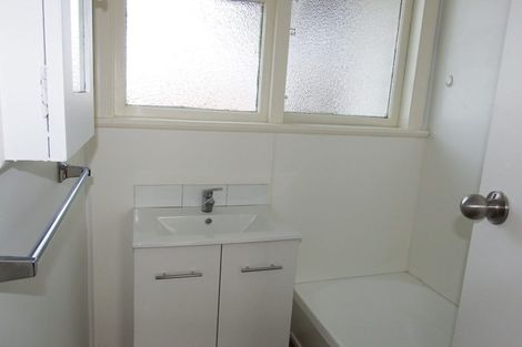 Photo of property in 3 Sutton Place, Hawera, 4610