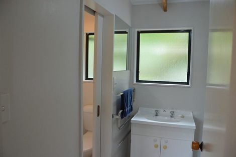 Photo of property in 21 Kings Road, Paihia, 0200