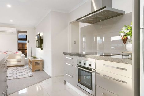 Photo of property in 76 Ledbury Drive, Rolleston, 7615