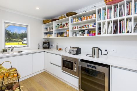 Photo of property in 33a Kenneth Gillies Way, Birchville, Upper Hutt, 5372