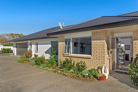 Photo of property in 60 Potae Avenue, Lytton West, Gisborne, 4010