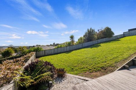 Photo of property in 24 Moira Close, Welcome Bay, Tauranga, 3175