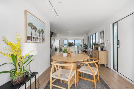 Photo of property in 1/15 Craig Road, Milford, Auckland, 0620