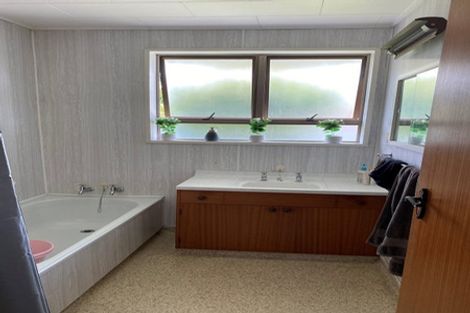 Photo of property in 2/31 Middle Road, Havelock North, 4130