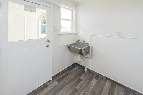 Photo of property in 90 Harper Street, Gonville, Whanganui, 4501