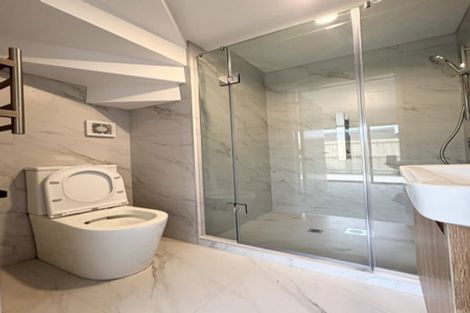 Photo of property in 14b Elcoat Avenue, Te Atatu South, Auckland, 0610