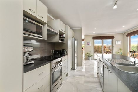 Photo of property in 19 Carter Drive, Pomare, Rotorua, 3015