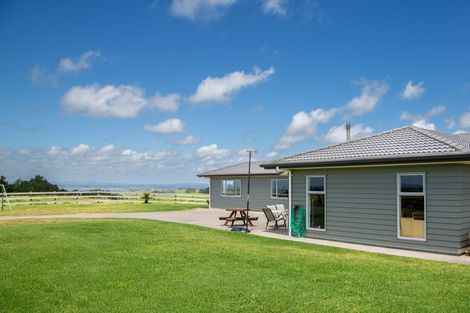 Photo of property in 48 Hatton Road, Awhitu, Waiuku, 2684