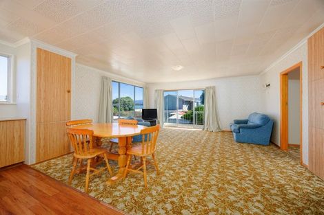 Photo of property in 21 Kaka Road, South Bay, Kaikoura, 7300