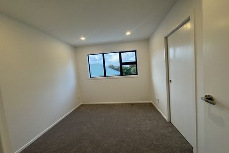 Photo of property in 35a Handyside Street, Tawa, Wellington, 5028