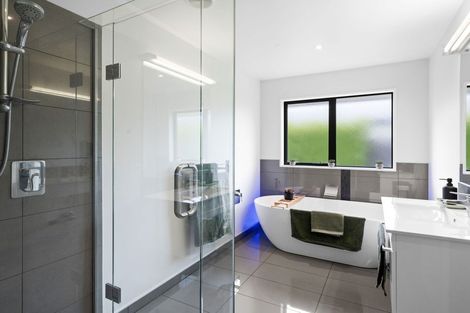 Photo of property in 2 Westburn Place, Prebbleton, 7604