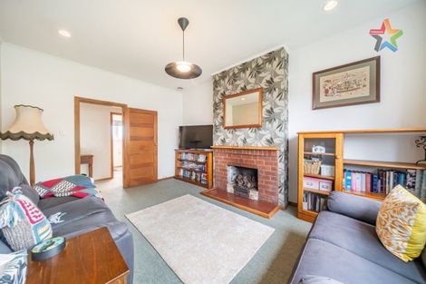 Photo of property in 2/27 Gadsby Street, Avalon, Lower Hutt, 5011