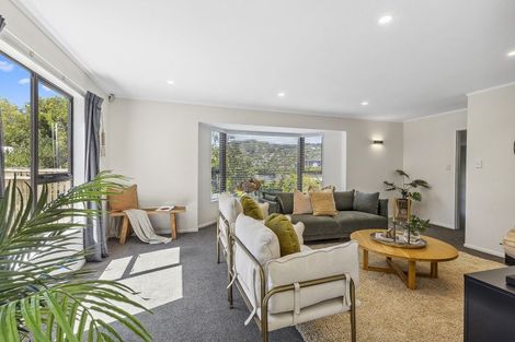 Photo of property in 11 Thatcher Crescent, Crofton Downs, Wellington, 6035