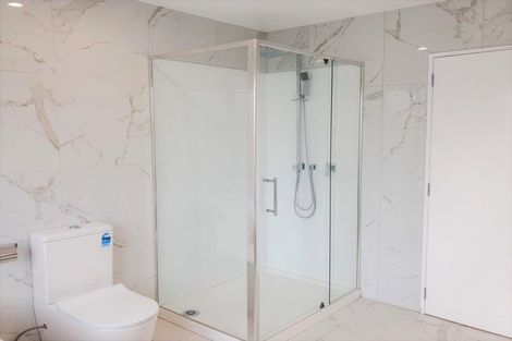 Photo of property in 60 Renata Crescent, Te Atatu Peninsula, Auckland, 0610