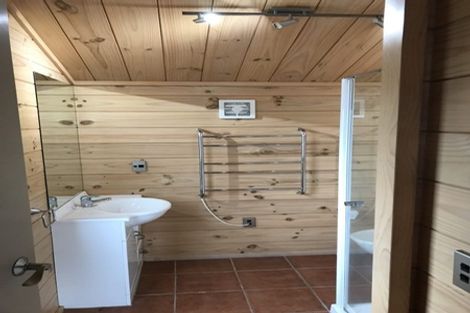 Photo of property in 8a Riverstone Drive, Riverstone Terraces, Upper Hutt, 5018