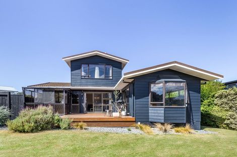 Photo of property in 1/9 Weka Road, Waipahihi, Taupo, 3330
