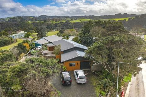 Photo of property in 99 Yorke Road, Haruru, 0204