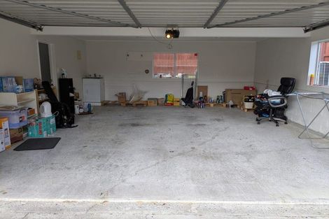 Photo of property in 15a Te Atatu Road, Te Atatu South, Auckland, 0610