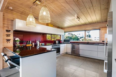 Photo of property in 145 Karewa Parade, Papamoa Beach, Papamoa, 3118