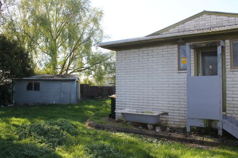 Photo of property in 20 Pukeroa Place, Papakura, 2110