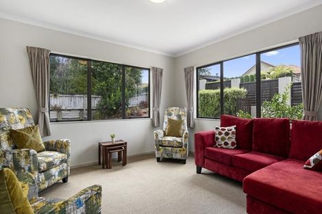 Photo of property in 52 Inverness Drive, Pyes Pa, Tauranga, 3112