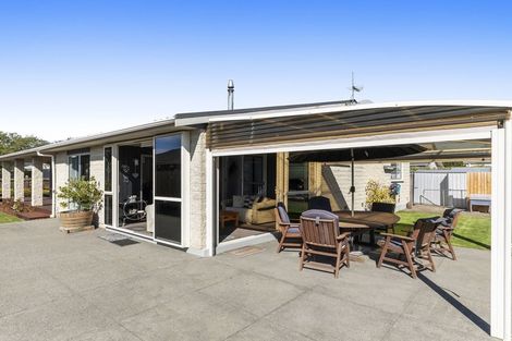 Photo of property in 43 Dunbarton Street, Redwood, Christchurch, 8051