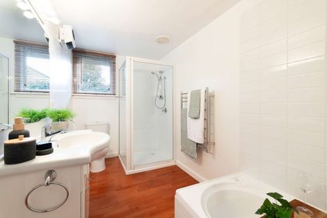 Photo of property in 11 Royds Street, Fendalton, Christchurch, 8014