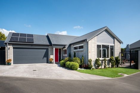 Photo of property in 5a Guthrie Road, Havelock North, 4130